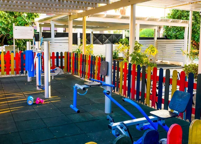 Apart-hotel Peridis Family 5*