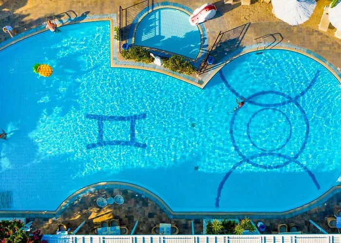 Peridis Family Apart-hotel