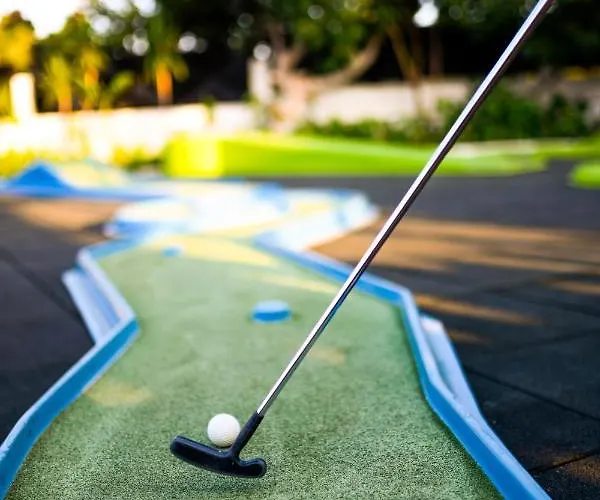 Peridis Family Apart-hotel