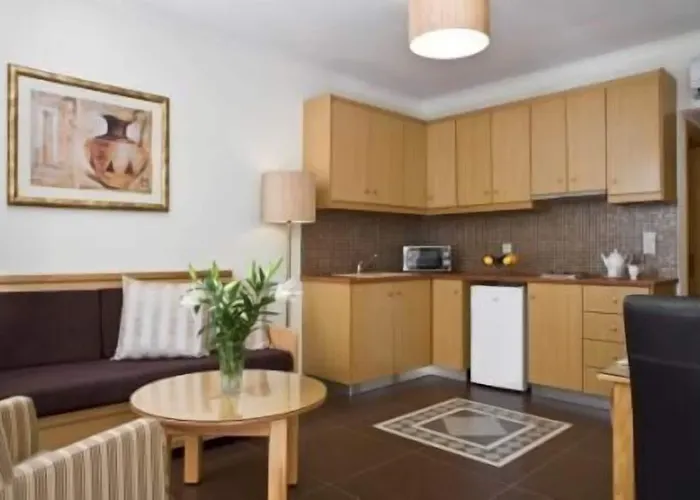 Apart-hotel Peridis Family