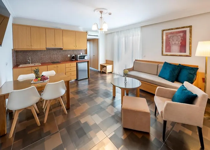 Peridis Family Apart-hotel