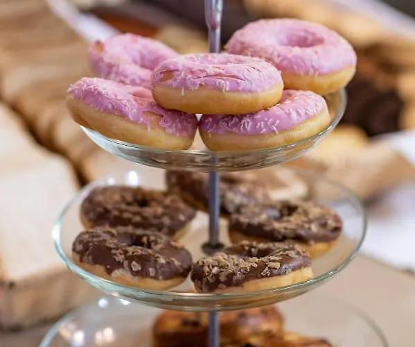 Apart-hotel Peridis Family