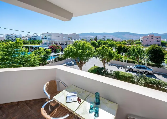 Peridis Family Apart-hotel