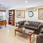 Peridis Family Ξενοδοχείο με διαμερίσματα 5*