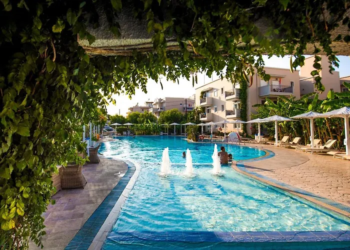 Aparthotel Peridis Family 5*