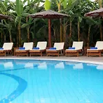 Peridis Family Aparthotel