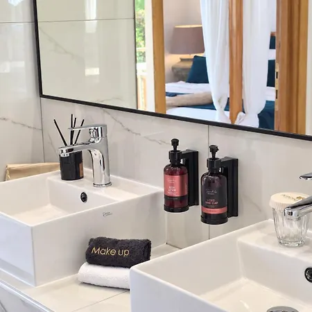 Peridis Family Lägenhetshotell 5*