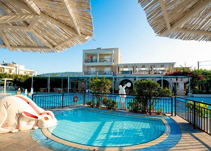 Peridis Family Aparthotel 5*